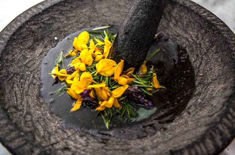 Mortero - Landing Yoga